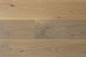 White Oak - Live Sawn 
														with 
													Natural Vintage